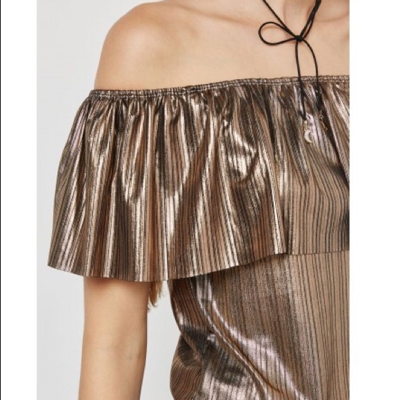 F21 bronze metallic off the shoulder top - Picture 4 of 8